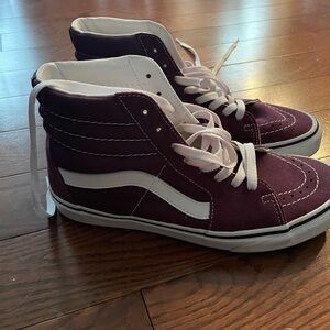 Vans Hightops Mens7.5 women’s 9